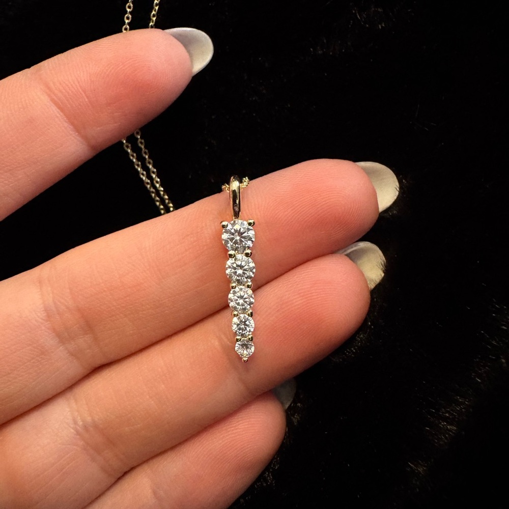 Dazzling Gold and Moissanite Necklace